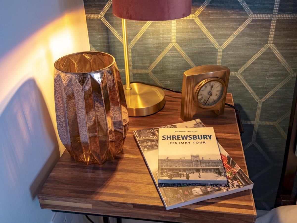 Pass The Keys Art Deco Inspired Apartment With Roof Top Views Shrewsbury Kültér fotó