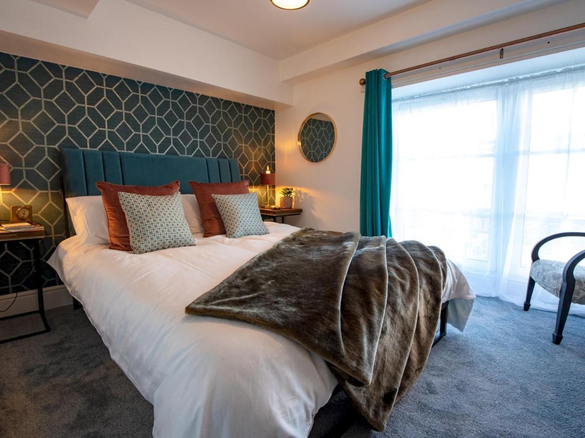 Pass The Keys Art Deco Inspired Apartment With Roof Top Views Shrewsbury Kültér fotó